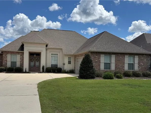 1513 Periwinkle Ct, Madisonville, LA 70447