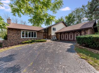13055 Comanche Dr, Palos Heights, IL 60463