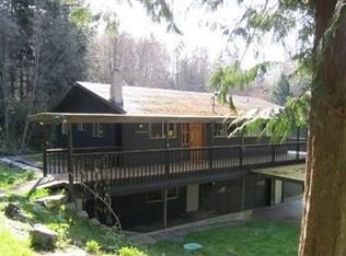541 W Camano Hill Rd, Camano Island, WA 98282
