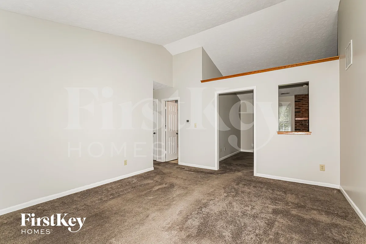 Building Photo - 7226 N Orchard Dr