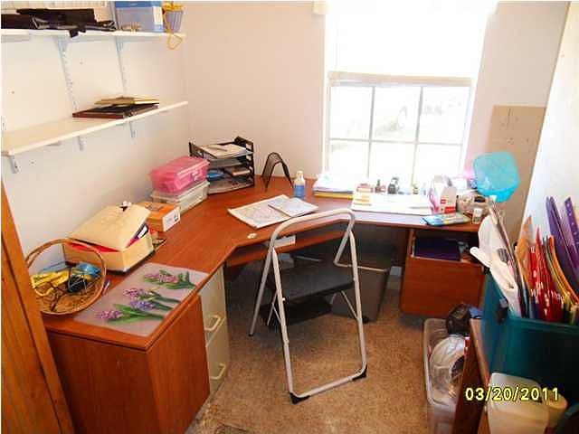 2nd image of 3041 Villa Ct