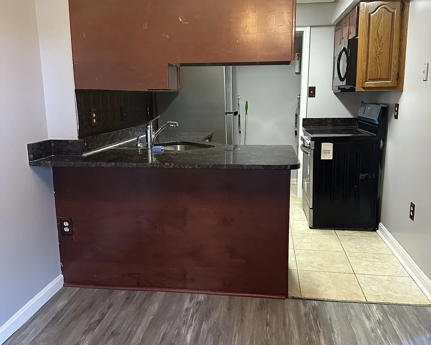 2 bed, 1012 sqft, $2,700 — Photo 1