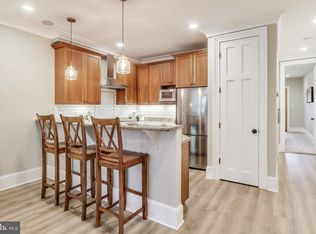 330 14th Pl NE APT 2, Washington, DC 20002