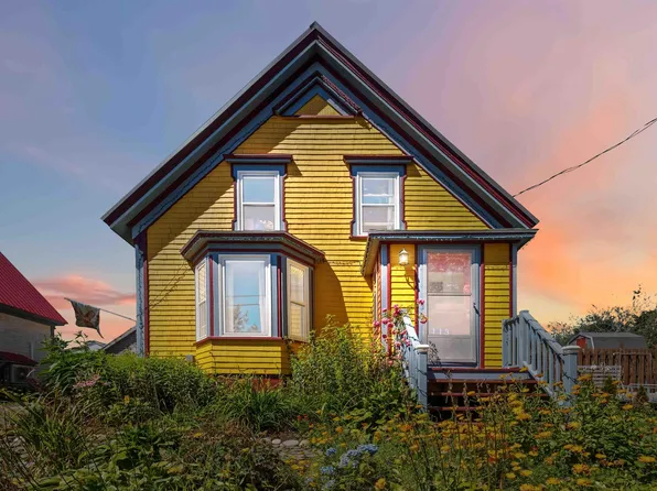 113 2nd St, Digby, NS B0V 1H0