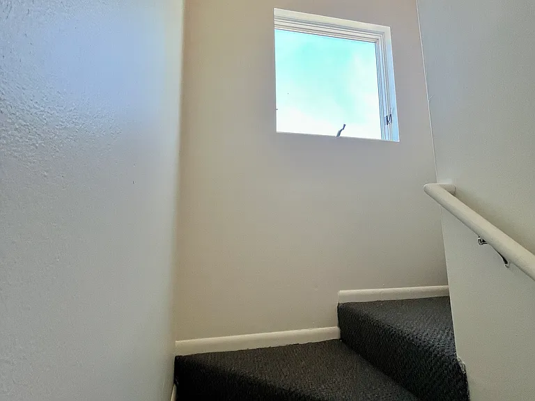 115 W 9th Ave #6 — Photo 8