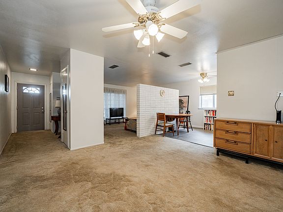 5th image of 1759 Gross Rd