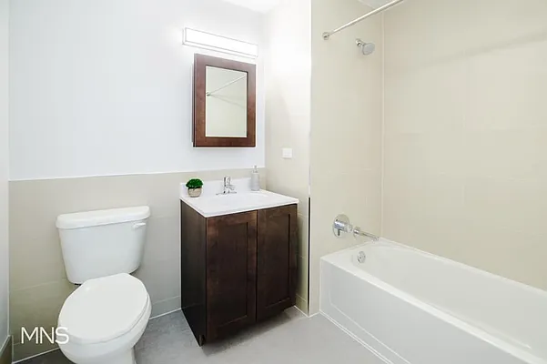 Rented by MNS Marketing | media 28