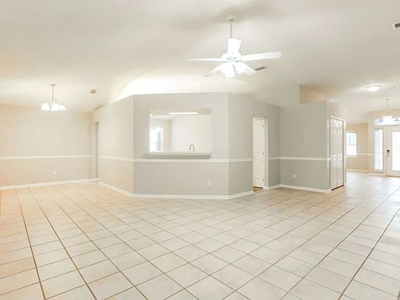 2nd image of 5667 Plum Hollow Dr W