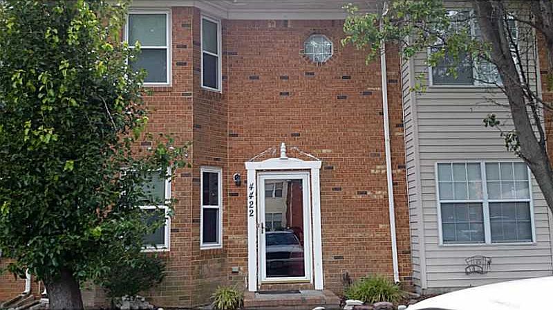 1st image of 4422 Rivermill Ct