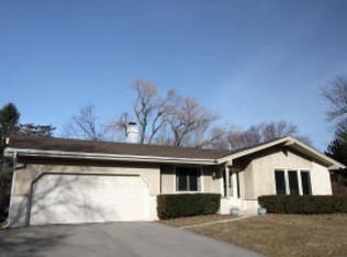 1515 Valley Vw, Hubertus, WI 53033