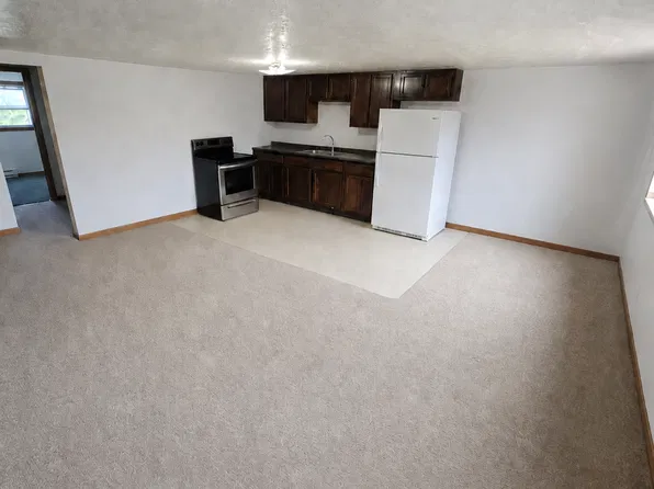 11 Watertown Rd #A, Waterford, OH 45786