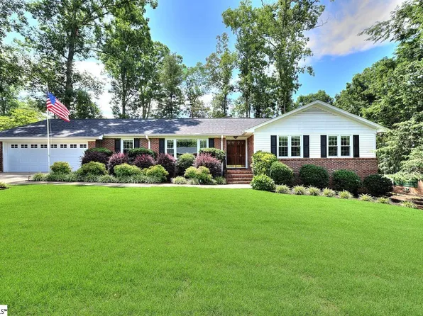 5 Fernwood Dr, Taylors, SC 29687