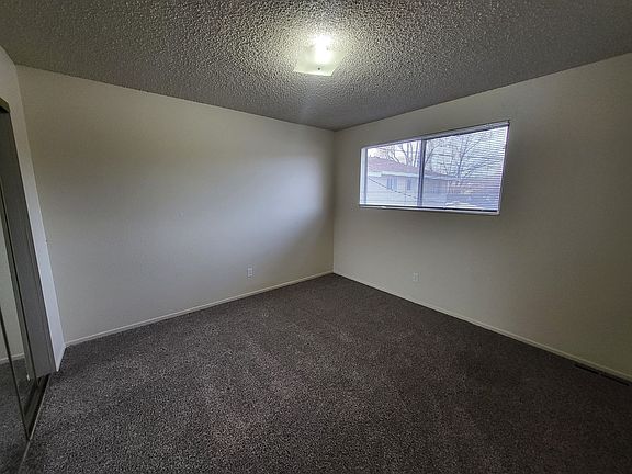 5th image of 210 David St APT 7