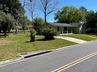907 Marion St, Waycross, GA 31501