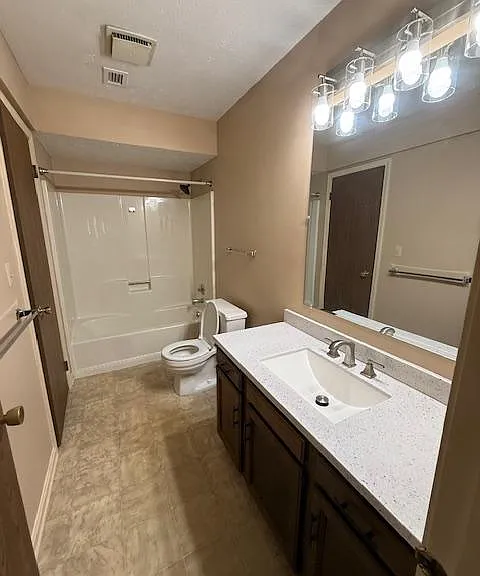 6385 Catawba Dr — Photo 9