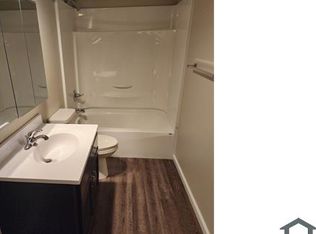 1218 Penn Ave #4, Mishawaka, IN 46544