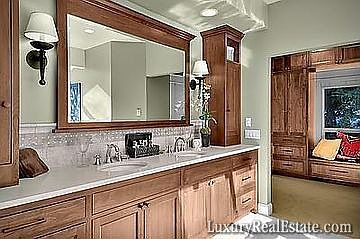 3rd image of 7643 SE 72nd Pl