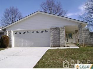 208C Vernon Rd #C, Monroe Township, NJ 08831