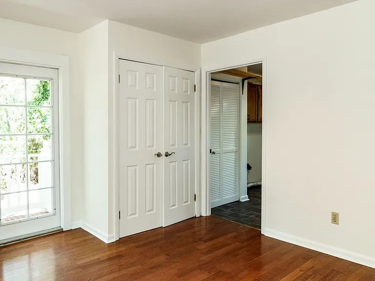 1606 Madrid Ave — Photo 23