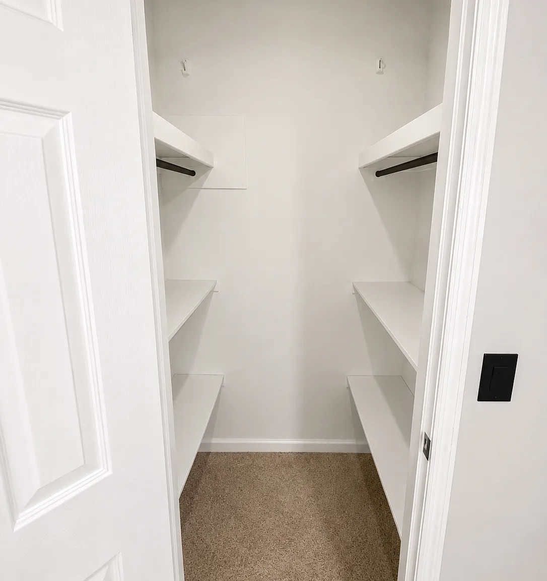 1 bed, 1.0 bath, $700 — Photo 3