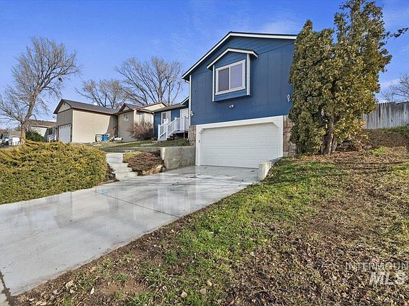 3rd image of 58 S Peppermint Dr