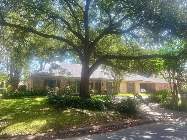 303 Ducharme Ln, Lafayette, LA 70503