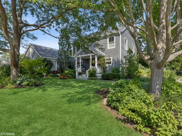 1544 Portia Rd, Grayslake, IL 60030