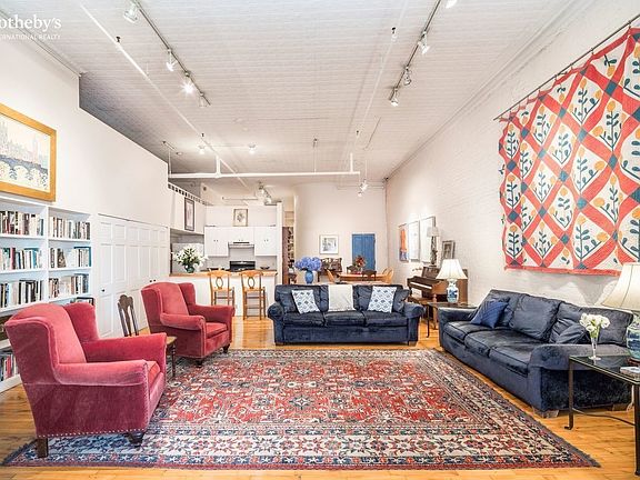 3rd image of 100 Prince St #3E