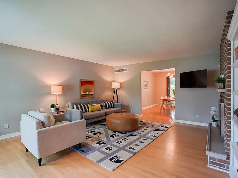 4018 Paunack Ave — Photo 20