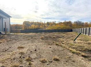 12053 77th Ave, Grande Prairie, AB T8W0M5