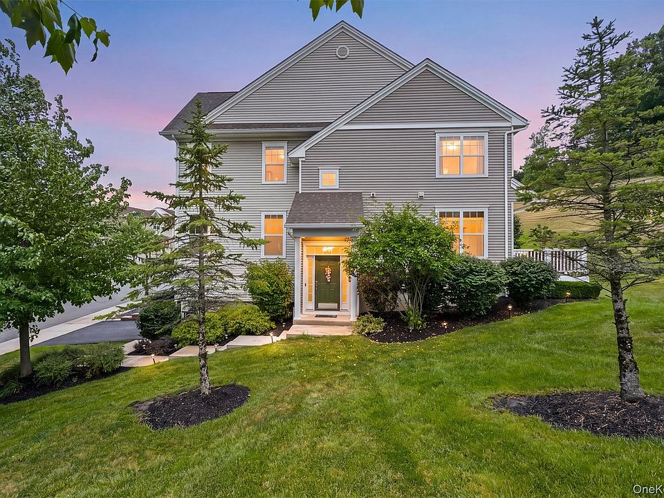 1st image of 2608 Hawthorn Way