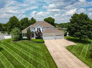 4501 NW Bittersweet Ln, Blue Springs, MO 64015