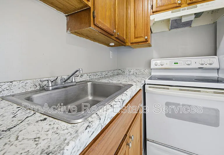507 Ashlawn Dr #5 — Photo 8
