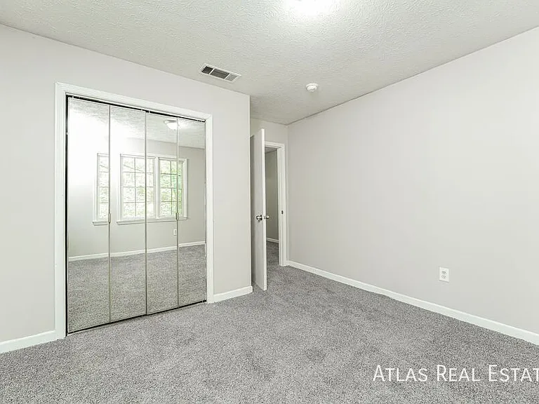 Highland Park — Photo 111