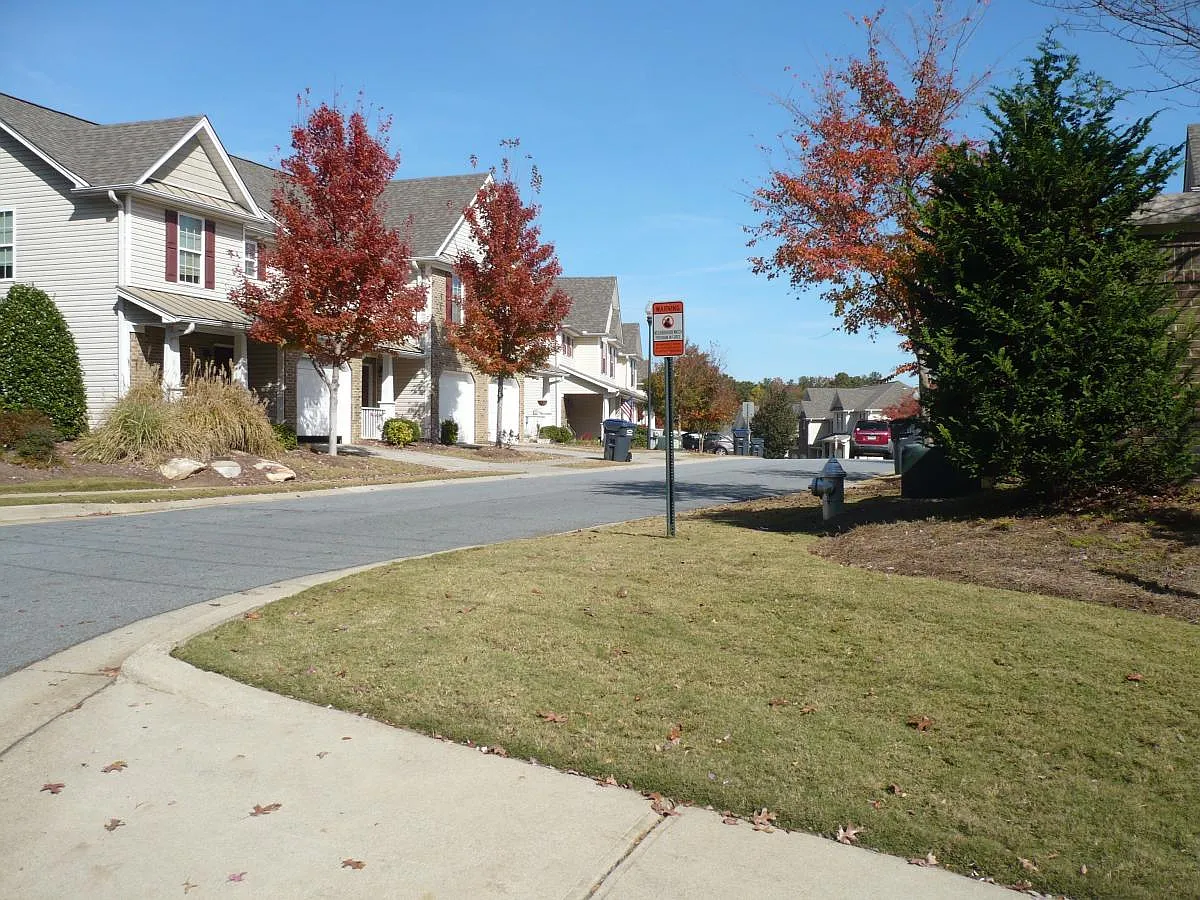 266 Fox Creek Boulevard — Photo 3