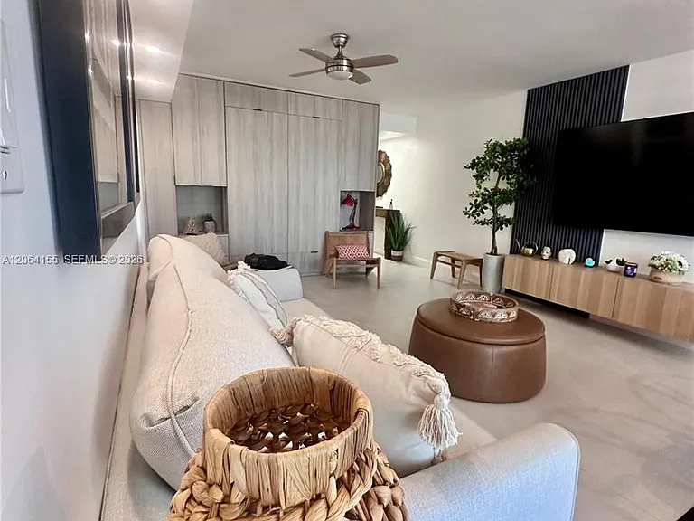 9225 Collins Ave #1407 — Photo 7