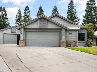 9271 Caulfield Dr, Elk Grove, CA 95758