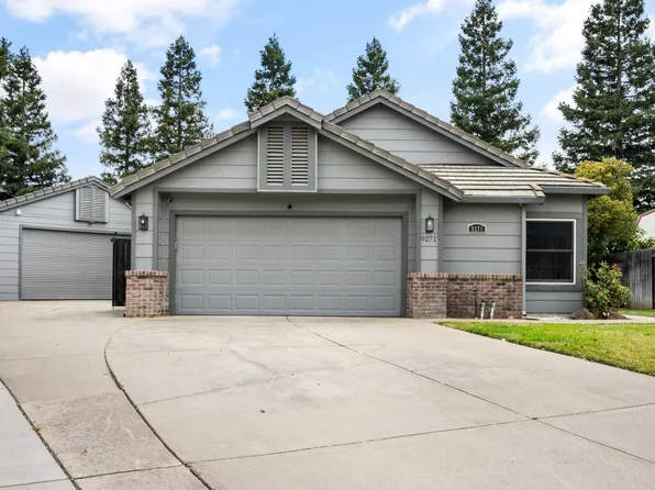 9271 Caulfield Dr, Elk Grove, CA 95758