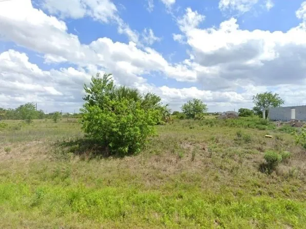 217 Nautilus Avenue, Labelle, FL 33935