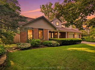 11 Regency Ct, Oakville, ON L6H2P6