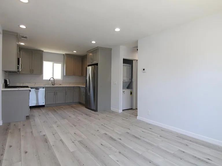 12405 Havelock Ave #1 — Photo 10