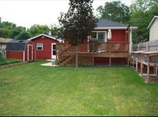 517 Santa Barbara Rd, Lakemoor, IL 60051