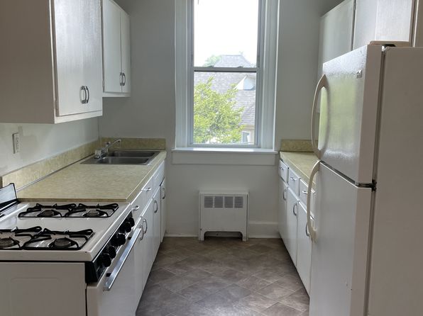 22 Terrace Streetsuite C 1