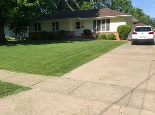 3922 74th St, Urbandale, IA 50322
