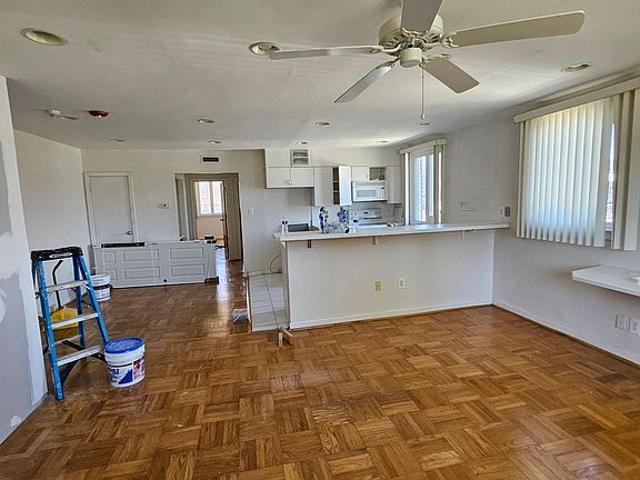 4th image of 2000 Oakmont St Floor 1