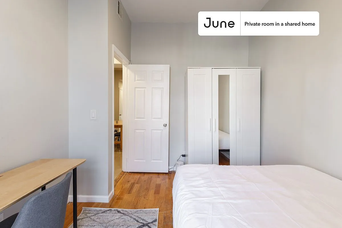 Full bedroom in 4 bed/2 bath home in Prospect Lefferts Gardens #1572 A — Photo 3