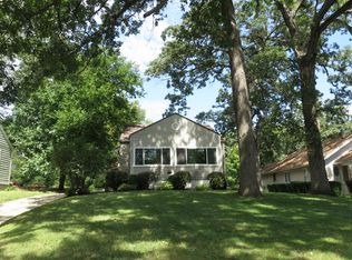 3621 Urbandale Ave, Des Moines, IA 50310