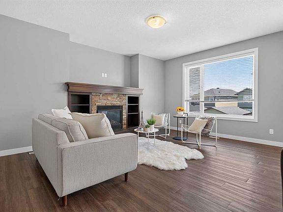 4th image of 47 W Evanscrest Way NW
