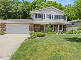 4565 S Camrose Ave, New Berlin, WI 53151