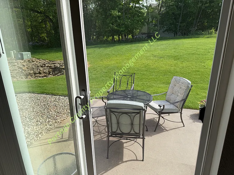 1717 Riverview Dr #3 — Photo 5